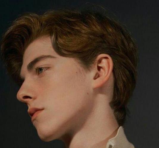 ���ӶԺ����ˮ������