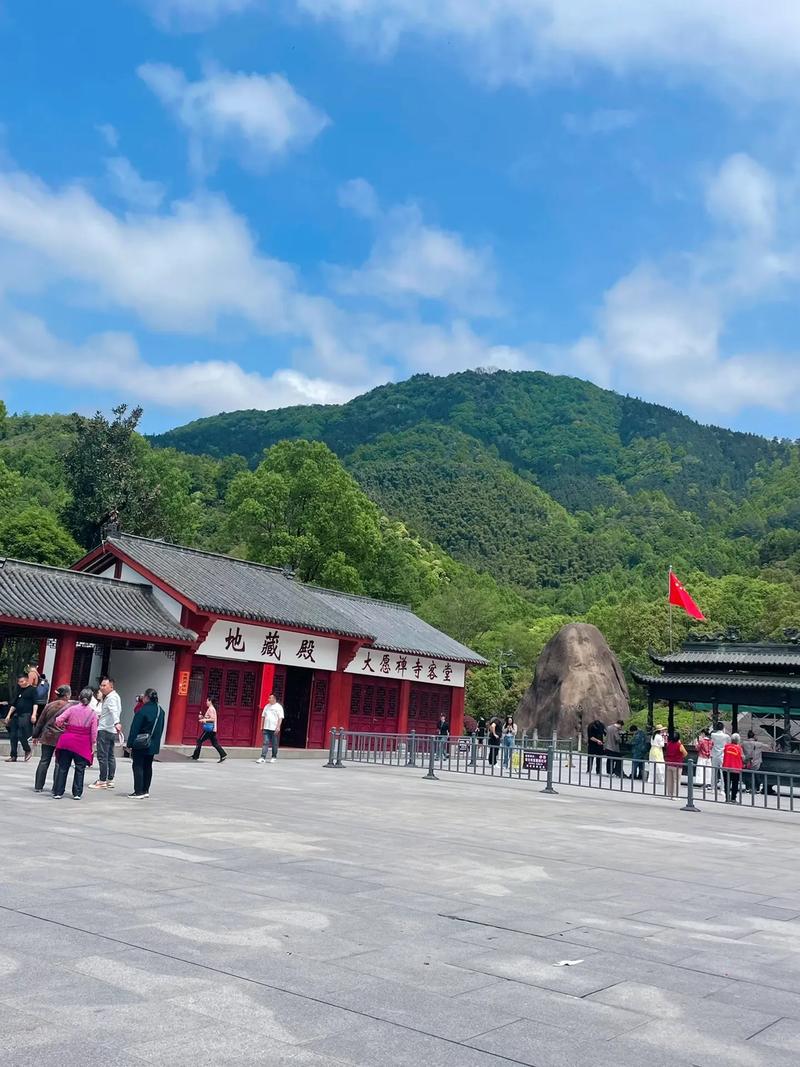 算八字是阴历还是阳历阴历5月18日是什么星座阴 算八字是阴历还是阳历阴历5月18日是什么星座阴