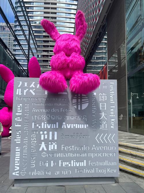 �ѻ������Ů���ǹ�ϵ���� �����Ůʮ�·ݸ�������