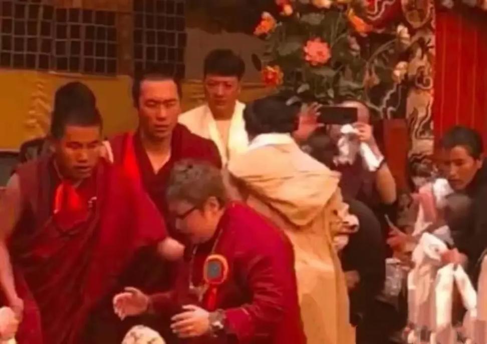 ��s����ʵ����,��s�ж������