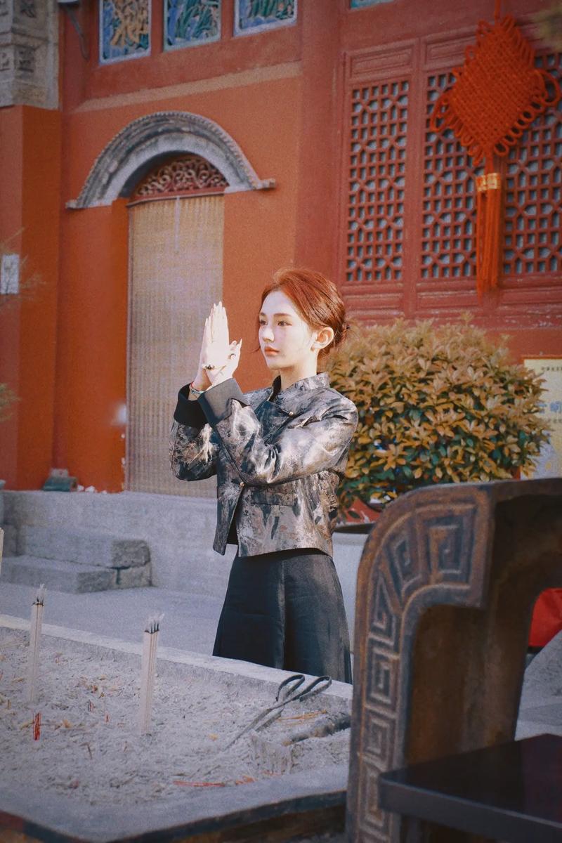 հŮǷӰ˼ʹϵȶ(հŮǷܹٽ˼ʹϵĺг罭ӳ)