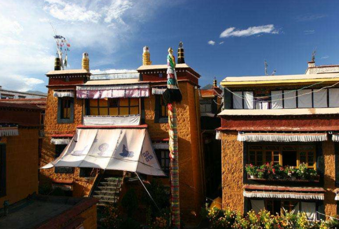 ˾Ƿ˼崫еҪ(˾ǷӰеĴ뷢չ)